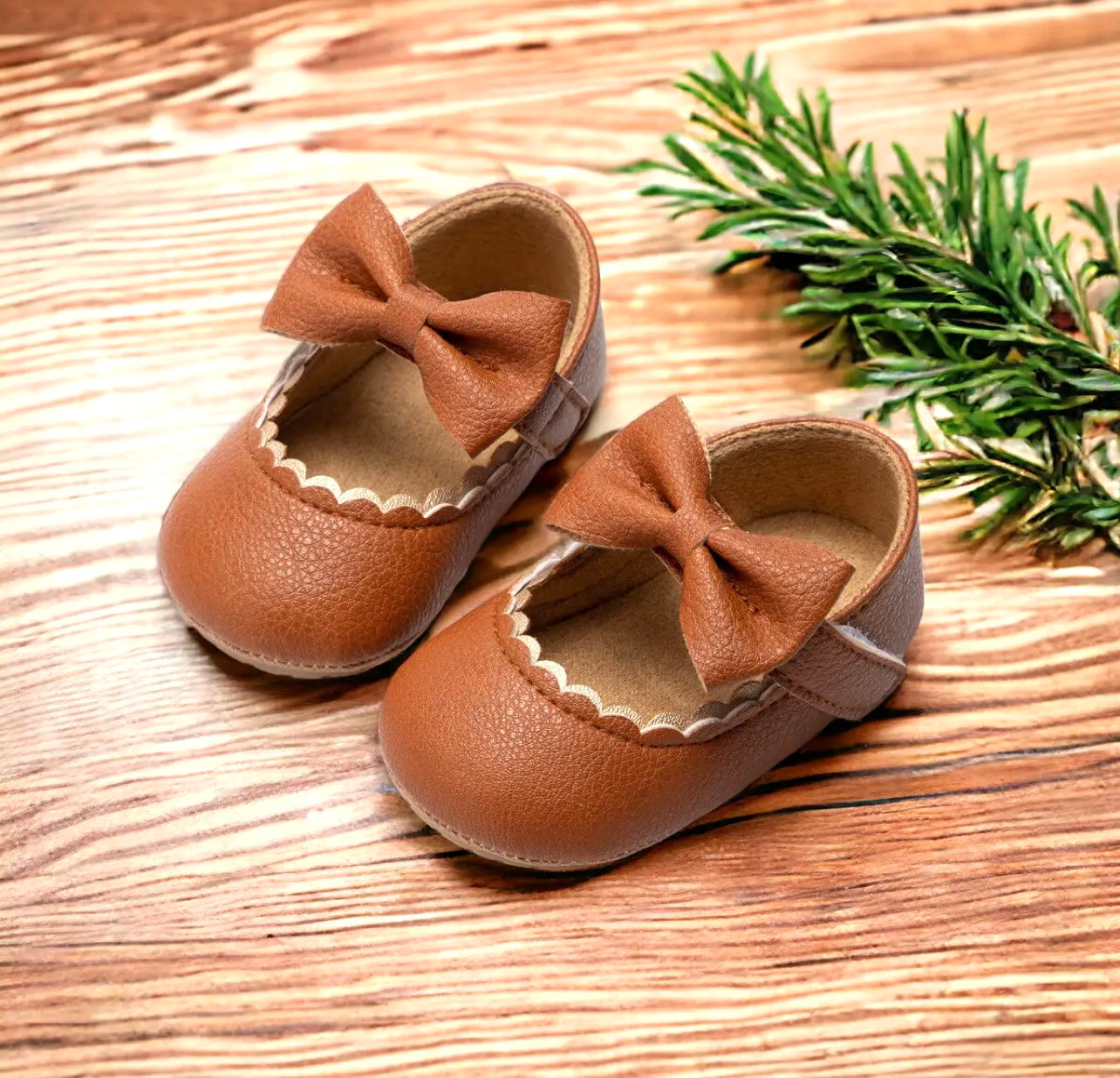 Annie & charles crawling baby shoes
