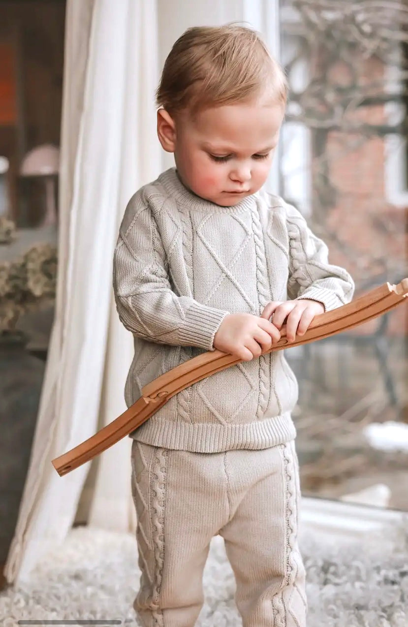 Annie & Charles knitted set Robin